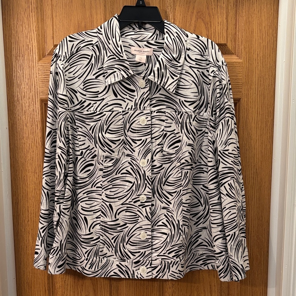 Allison Daley Black and White Button Down Shirt